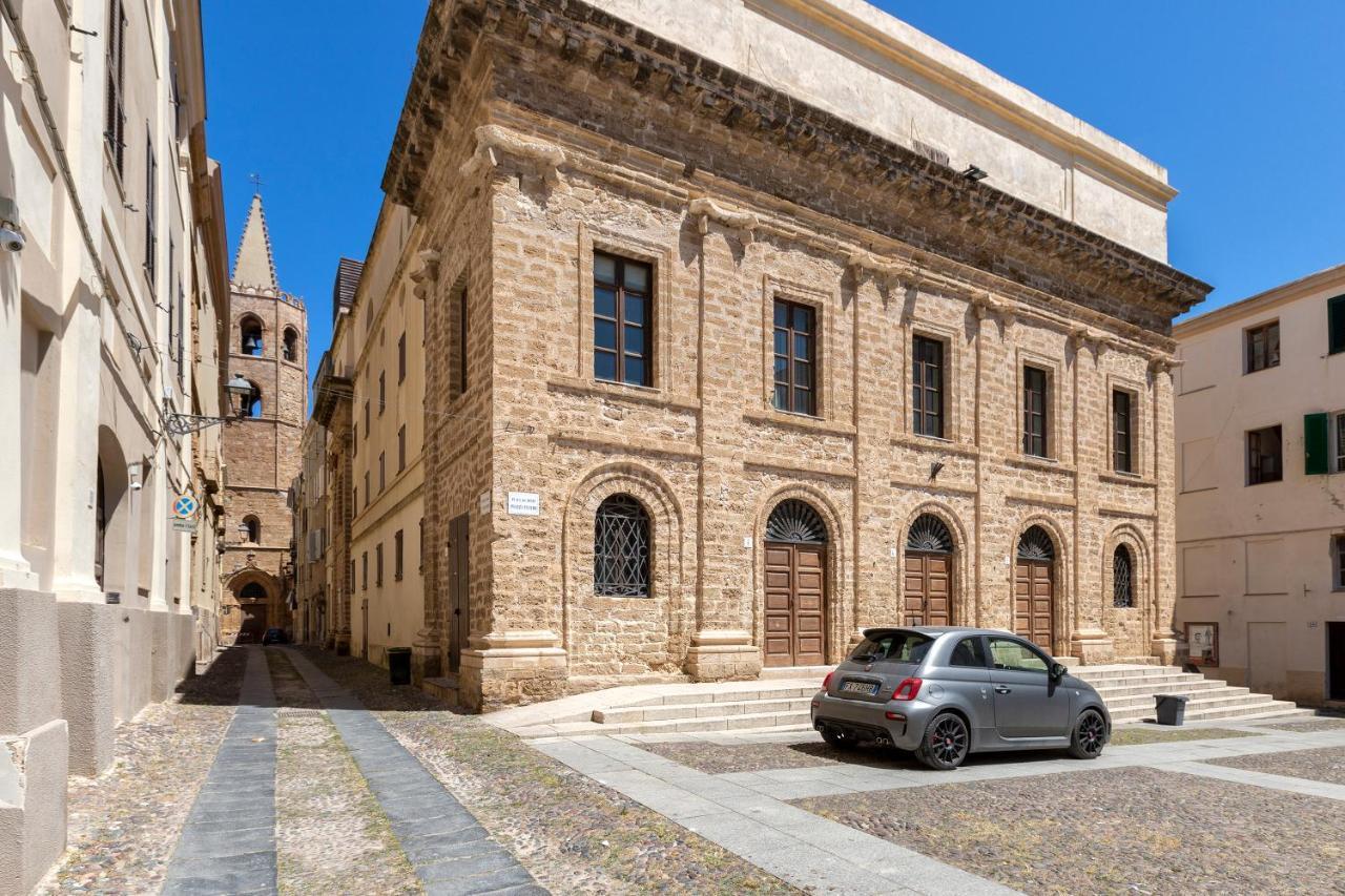 La Finestra Sul Teatro Leilighet Alghero Eksteriør bilde